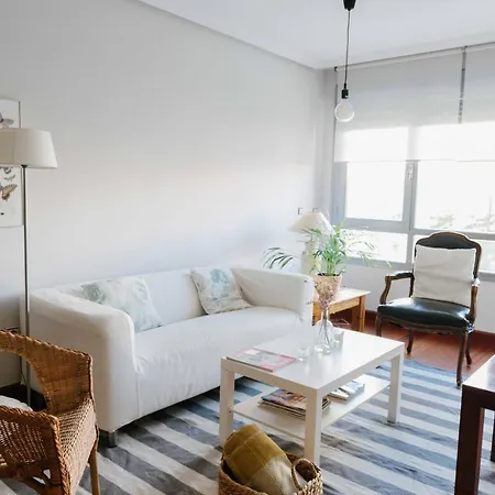 Cool La Estacion Apartment